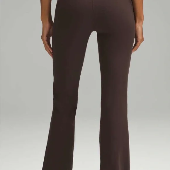 Lululemon Groove Nulu High-Rise Flared
Pant Regular Size 4 Espresso - Picture 2 of 7